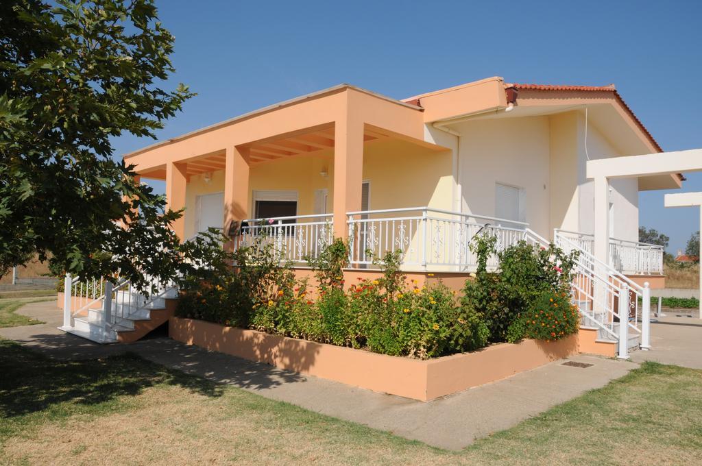 Villa Elaia Mare Fanarion Exterior photo