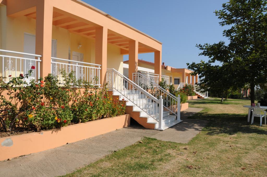 Villa Elaia Mare Fanarion Exterior photo